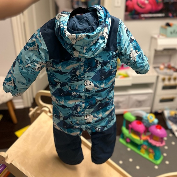 EUC the north face freedom snowsuit BABY 12-18 mo - Picture 6 of 6